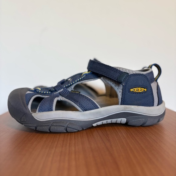 KEEN Venice H2 Sandals Little Kids' Hiking Shoes Navy Blue Kids size 3 - Picture 3 of 7